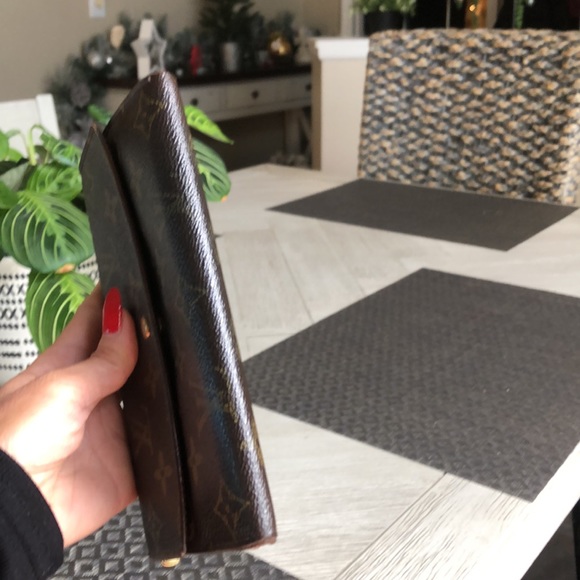 Lv wallets SOLD - Picture 5 of 10
